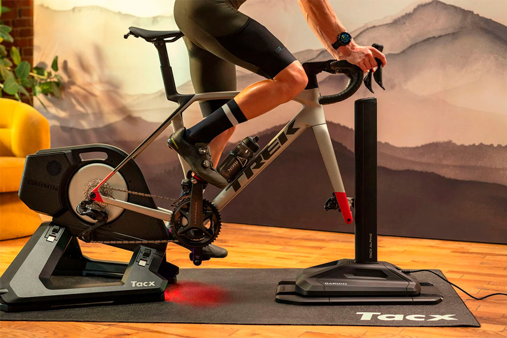 Відчуйте підйоми на велотренажері Tacx Alpine від Garmin