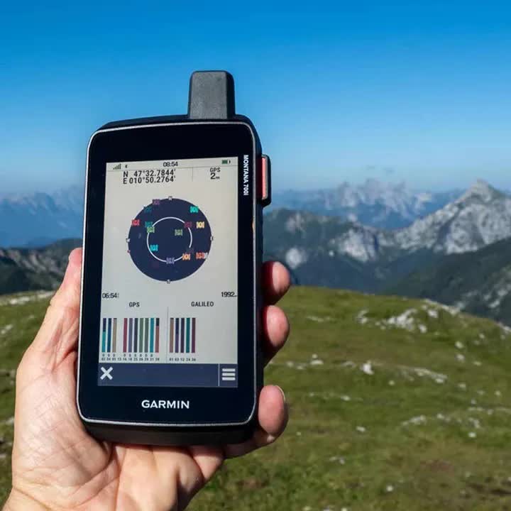 GPS-навігатор Montana 700i оснащений технологією inReach з глобальною мережею Iridium для обміну повідомленнями з мобільними номерами, e-mail адресами або іншими пристроями inReach, у той час як GPS стежить за перебігом мандрівки