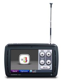 Навигатор Nuvi Garmin 900T – мобильное ТВ и навигационное устройство для Италии